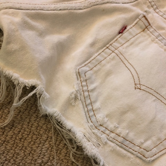 Vintage Light-wash (white) Levi Strauss Shorts - Picture 3 of 5